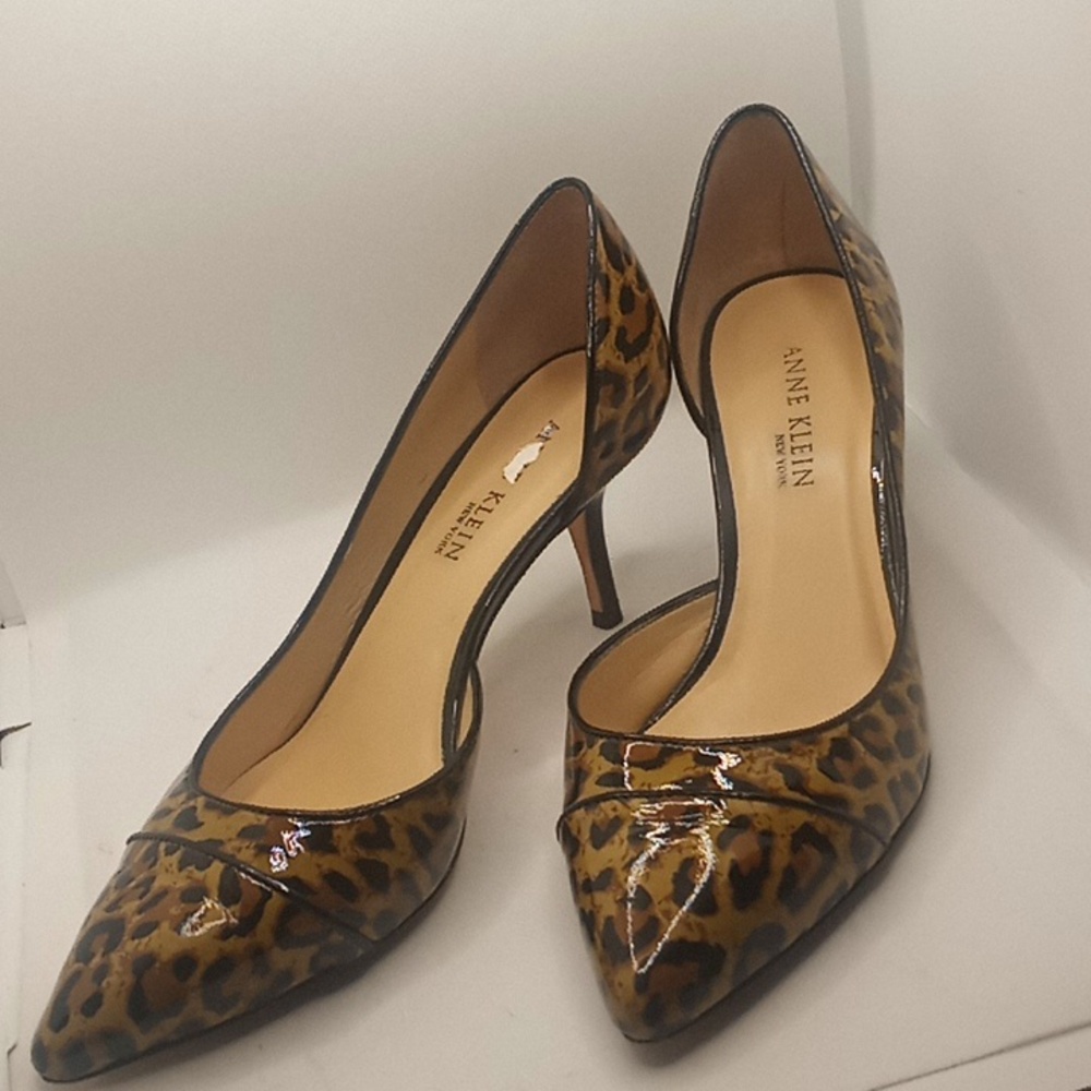 Anne Klein Brown Leopard Print Heels. Made In BRAZIL